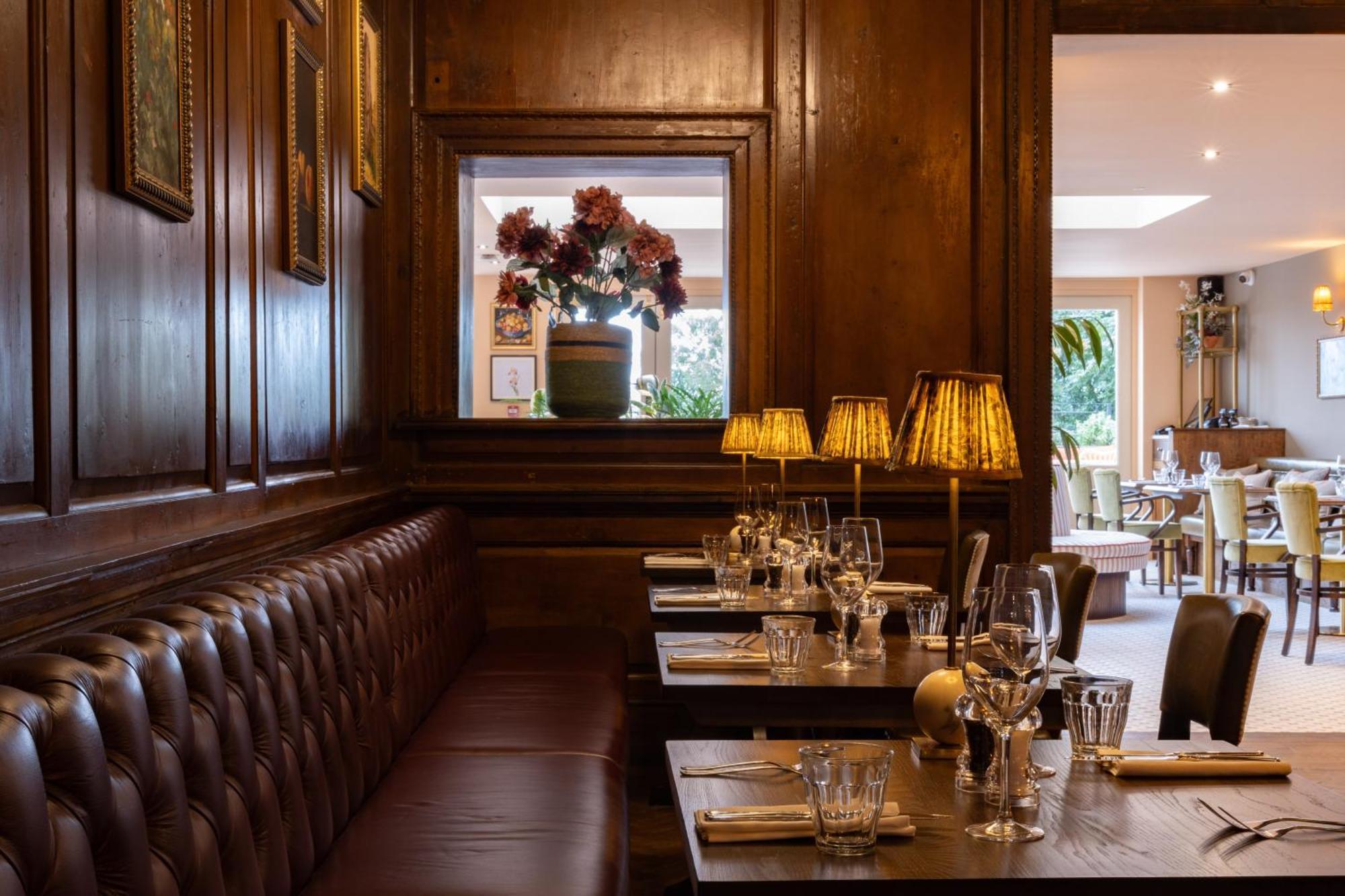 The White Hart - A Heartwood Inn لُويس المظهر الخارجي الصورة