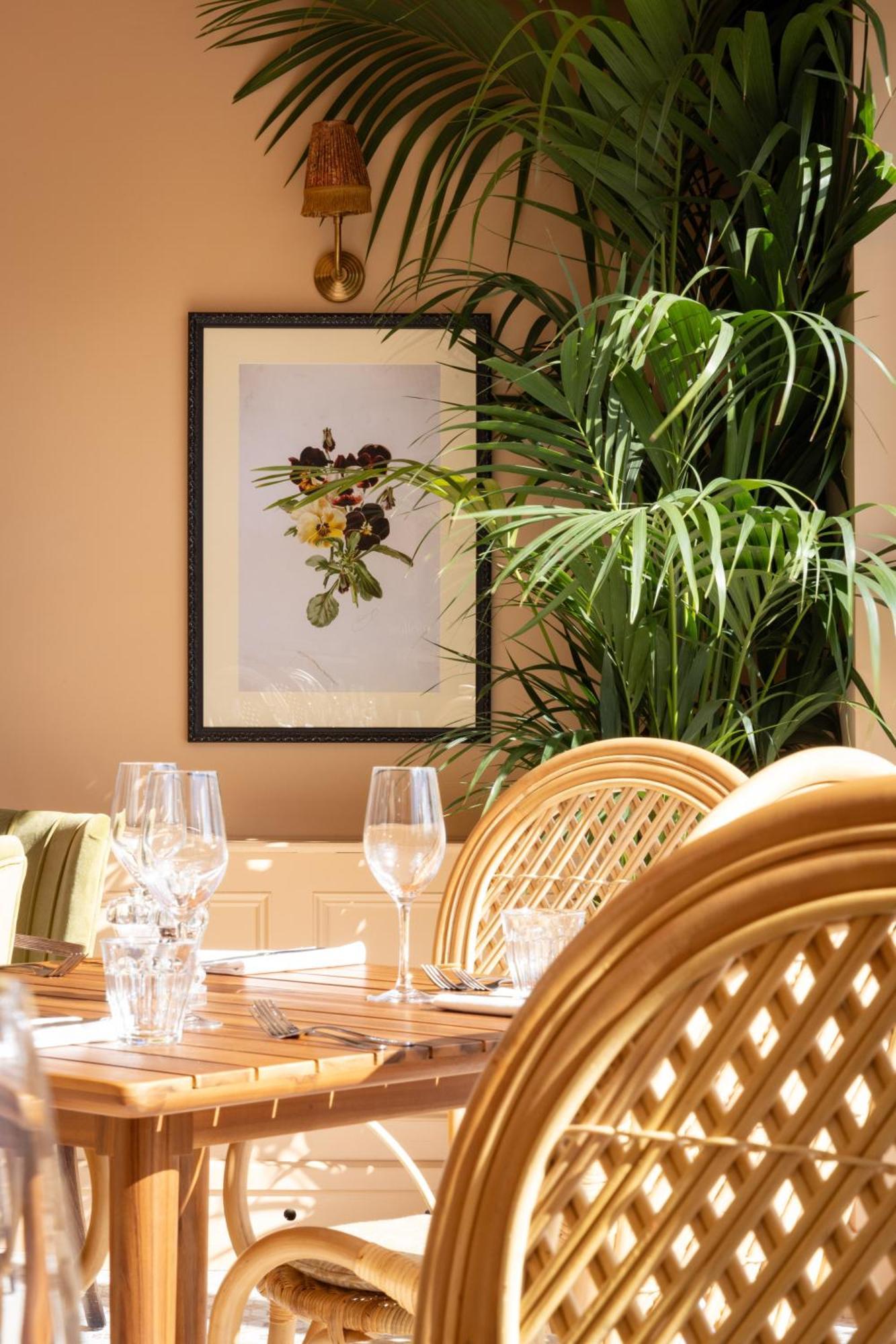 The White Hart - A Heartwood Inn لُويس المظهر الخارجي الصورة