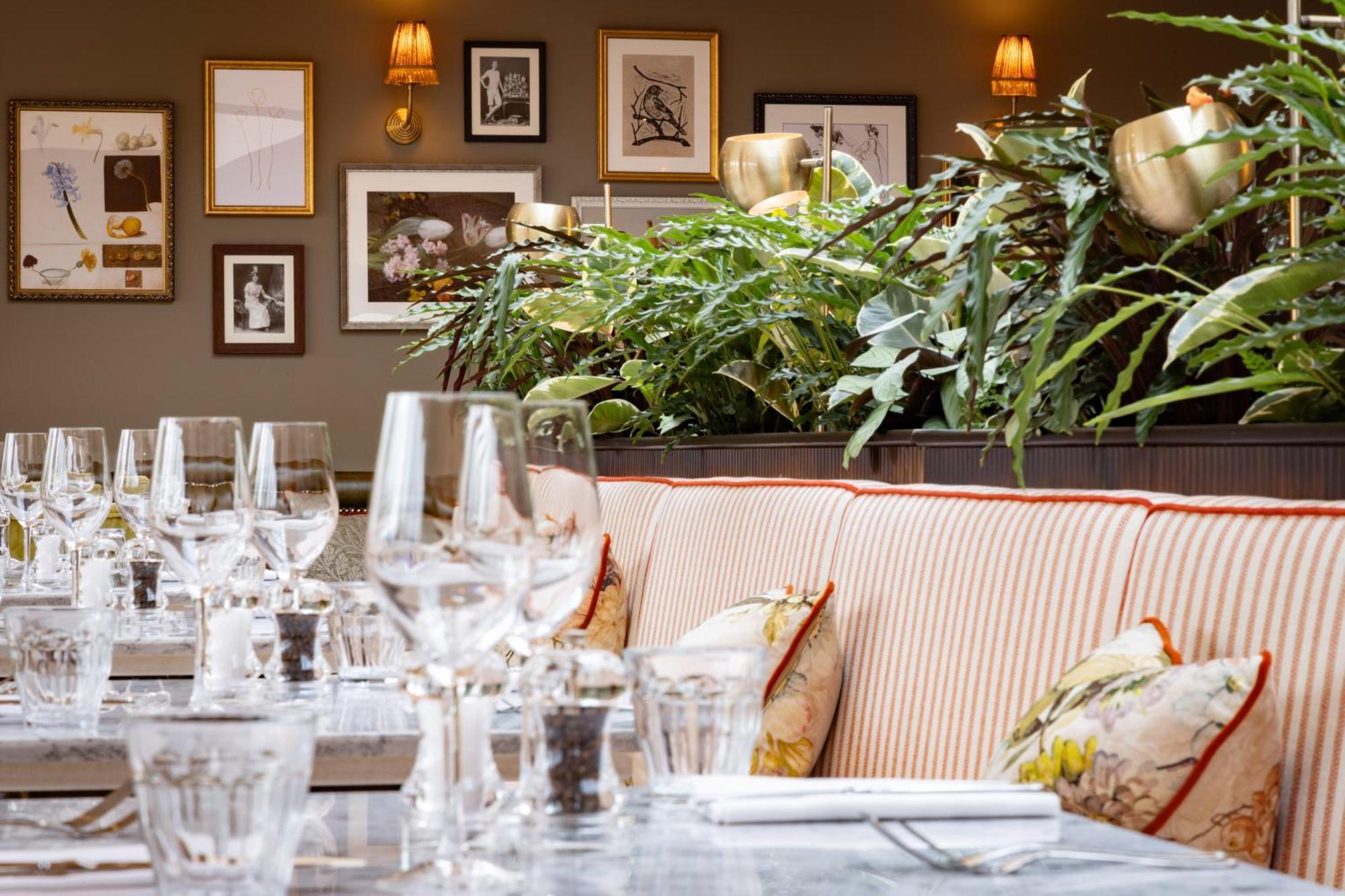 The White Hart - A Heartwood Inn لُويس المظهر الخارجي الصورة